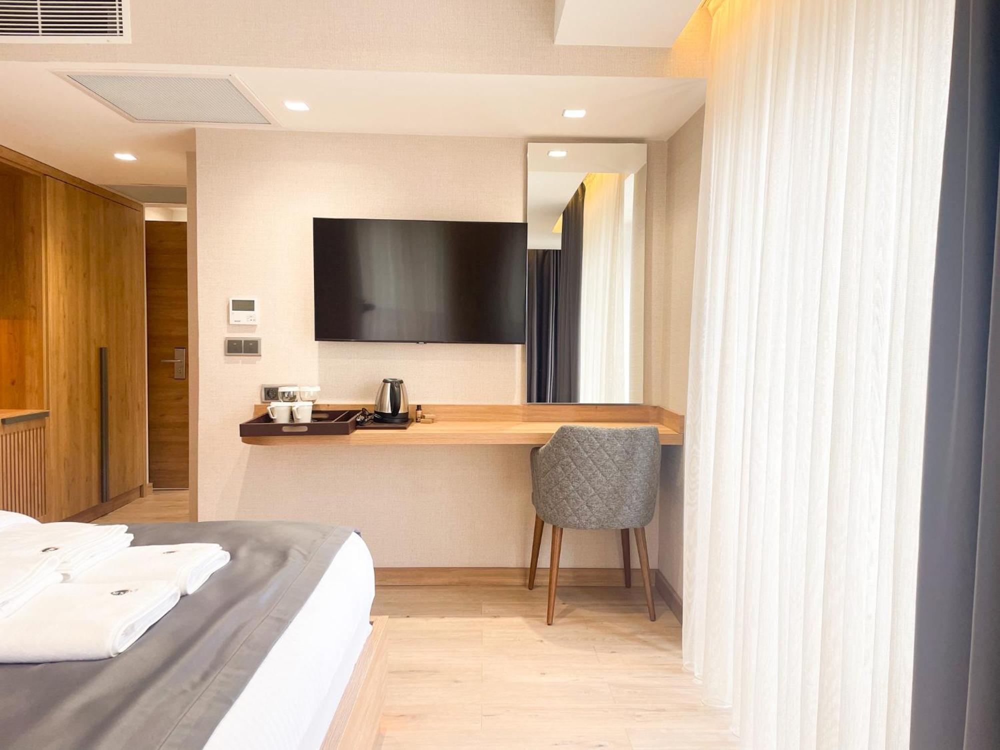 Ladur Resort Otel ทรับซอน ภายนอก รูปภาพ